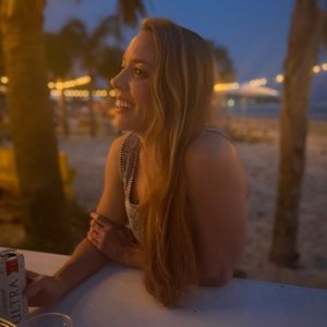 Meet your Posher, Taylor